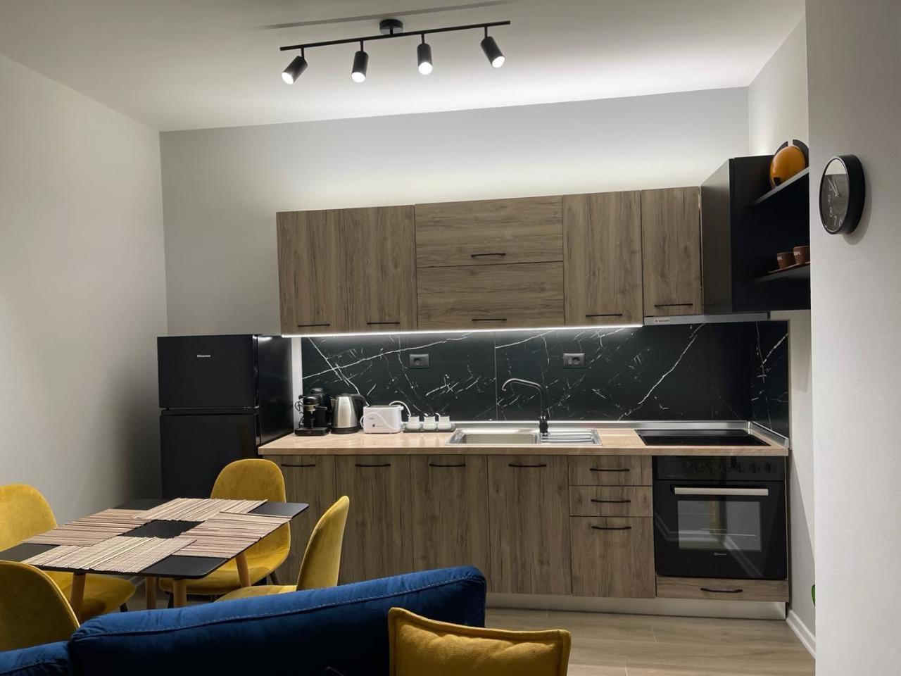Am Apartment Tiranë Eksteriør bilde