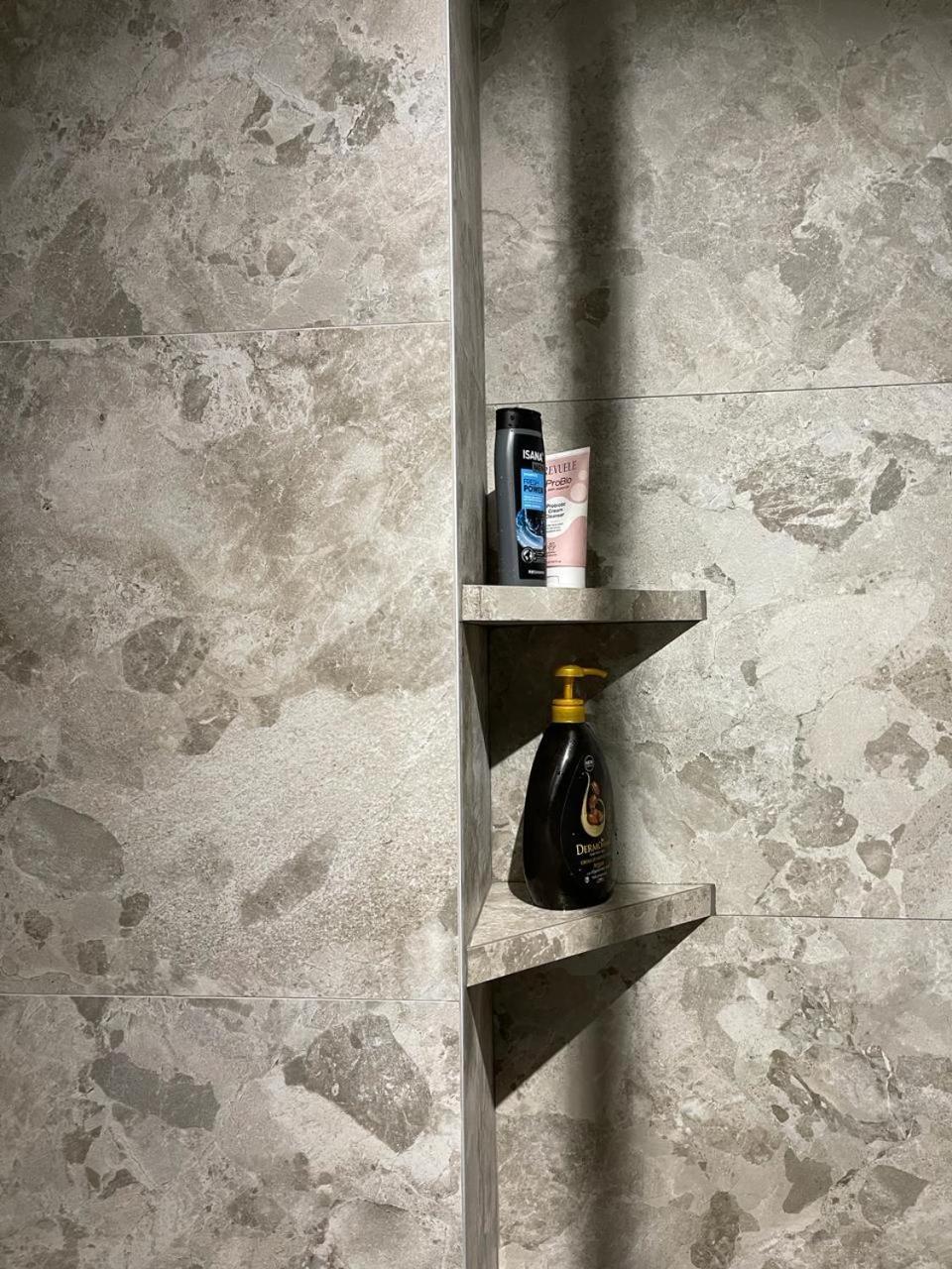 Am Apartment Tiranë Eksteriør bilde